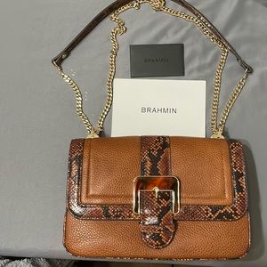 Good condition Cognac Saguaro Brahmin cross body purse